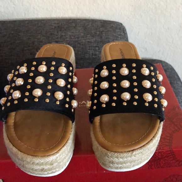 sandals with platform, Andrea’s Mexican Brand. - Picture 4 of 4